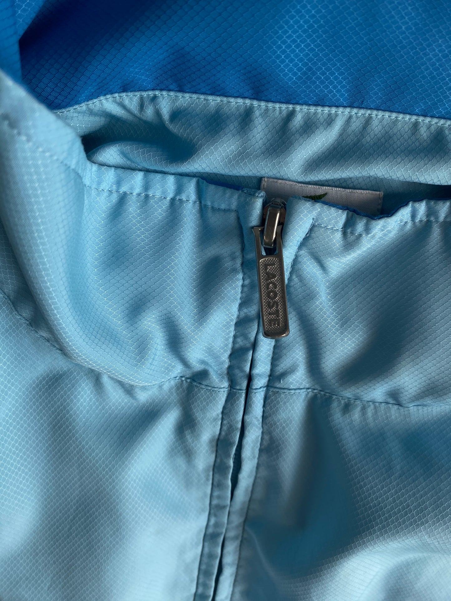 Lacoste Anzug